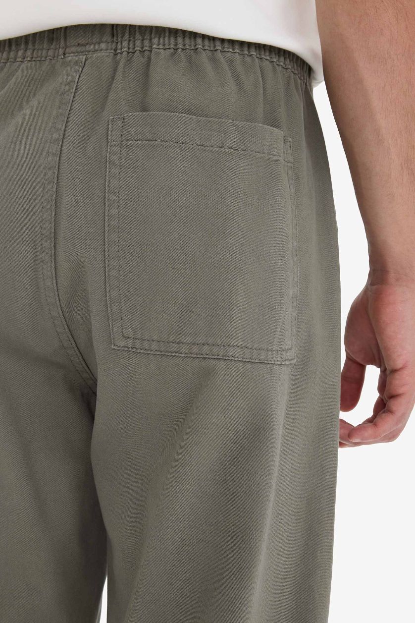 Мужчины Хаки Широкие брюки из габардина с накладными карманами и прямыми штанинами
