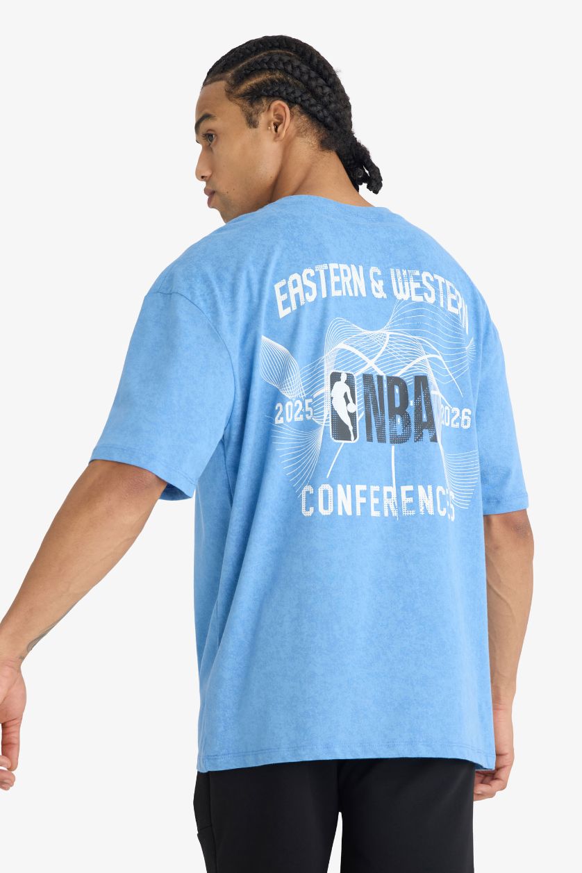 Erkek Mavi %100 Pamuk NBA Wordmark Oversize Geniş Kalıp Bisiklet Yaka Kısa Kollu Tişört