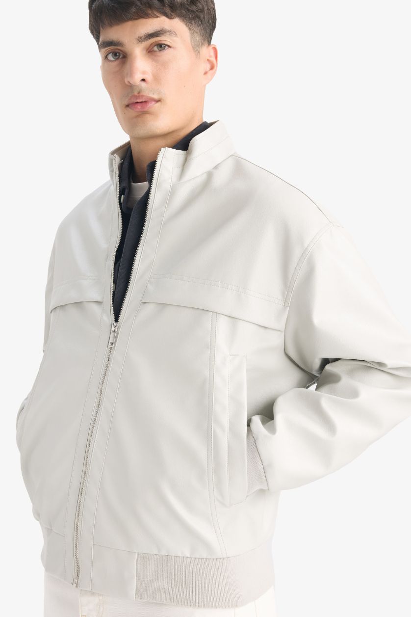 Erkek Açık Gri Oversize Fit Geniş Kalıp Dik Yaka Fermuarlı Cepli Suni Deri Ceket Mont