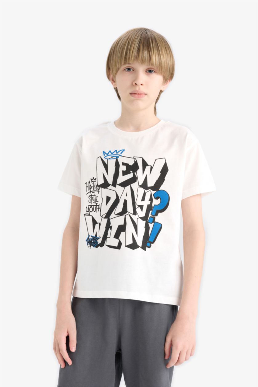 Erkek Çocuk - Genç Erkek Kırık Beyaz 2'li Takım Baskılı Kısa Kollu Tişört Şort Erkek Çocuk