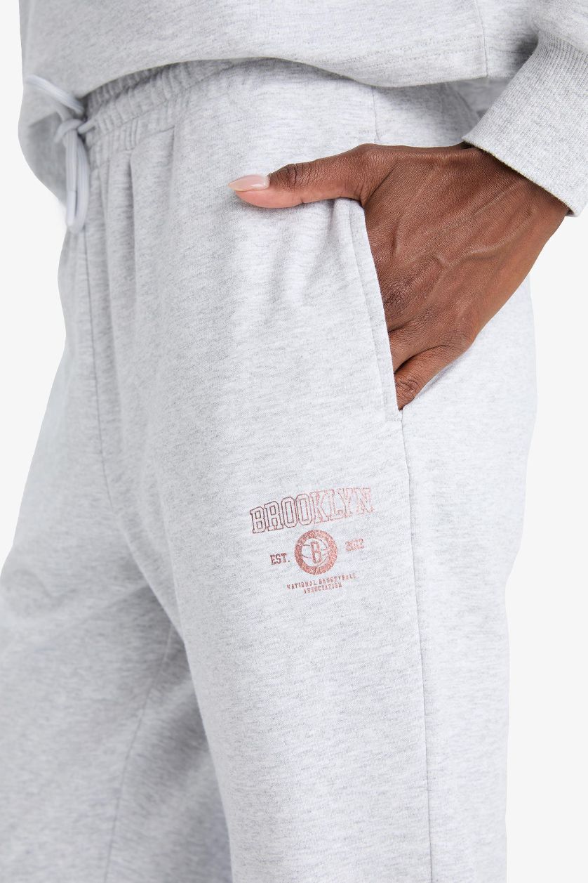 WOMAN Light Grey Melange DeFactoFit NBA Brooklyn Nets Standard Fit Jogger Sweatpants