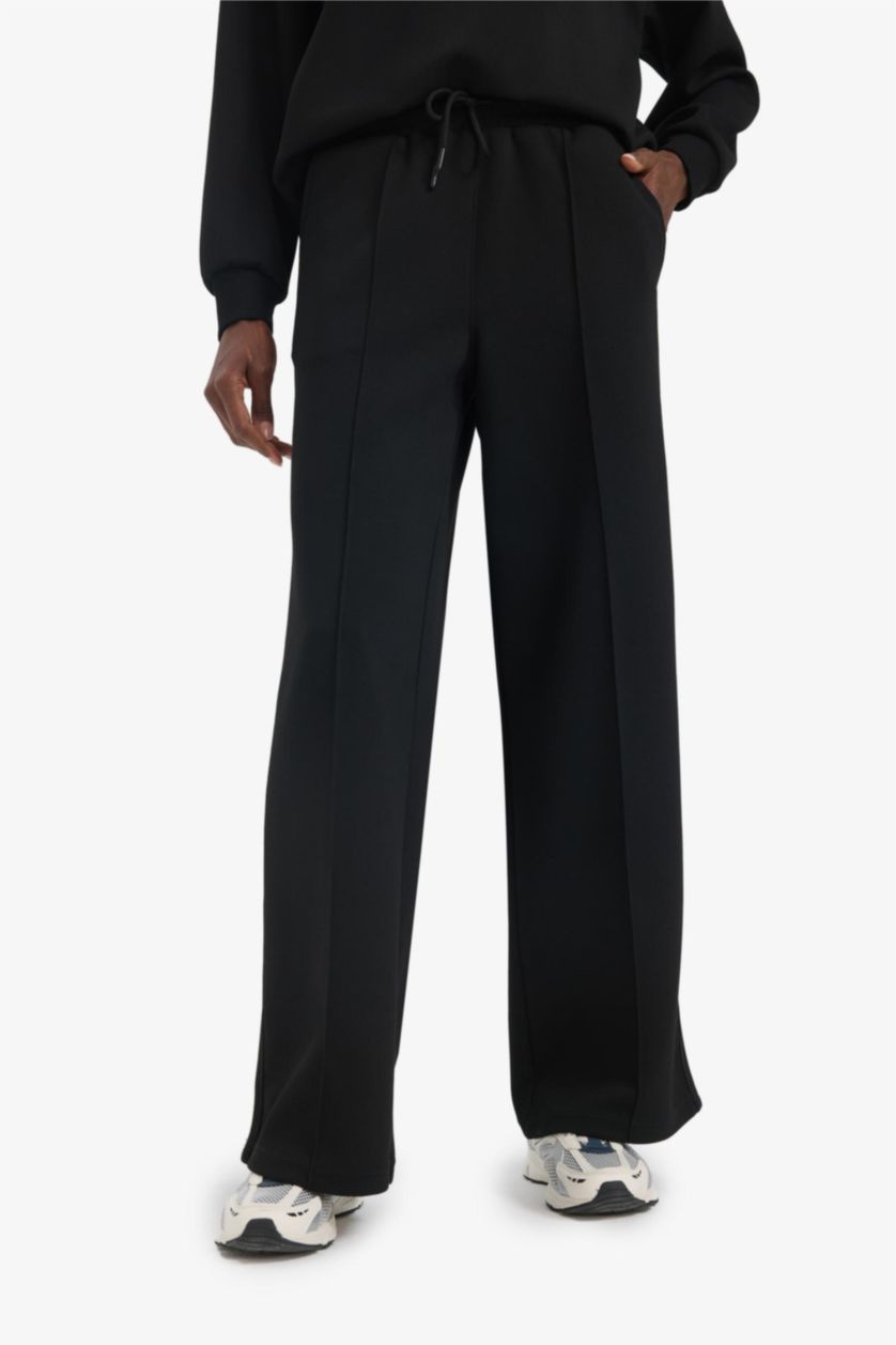 Woman Black Wide Leg Trousers