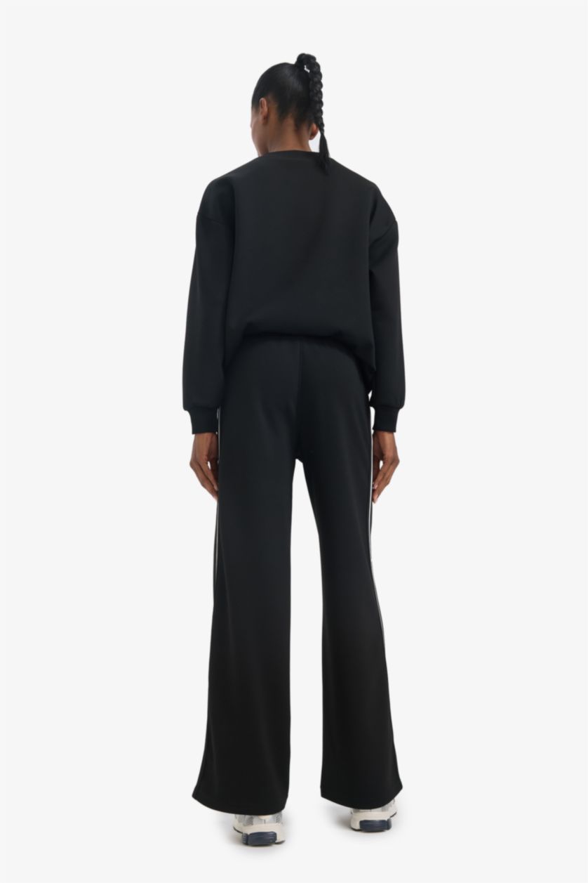 Woman Black Wide Leg Trousers