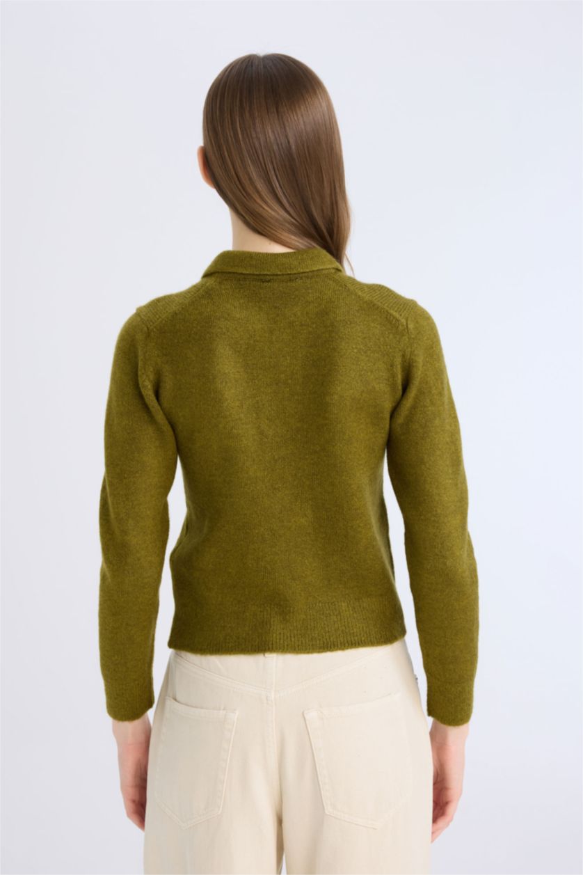 Woman Khaki Slim Fit Polo Collar Knitwear Pullover
