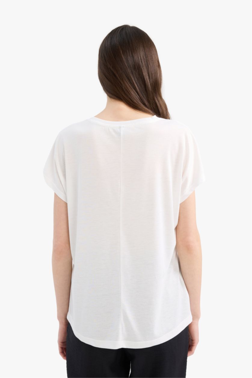 Woman Ecru Traditional Regular Fit Crew Neck T-shirt