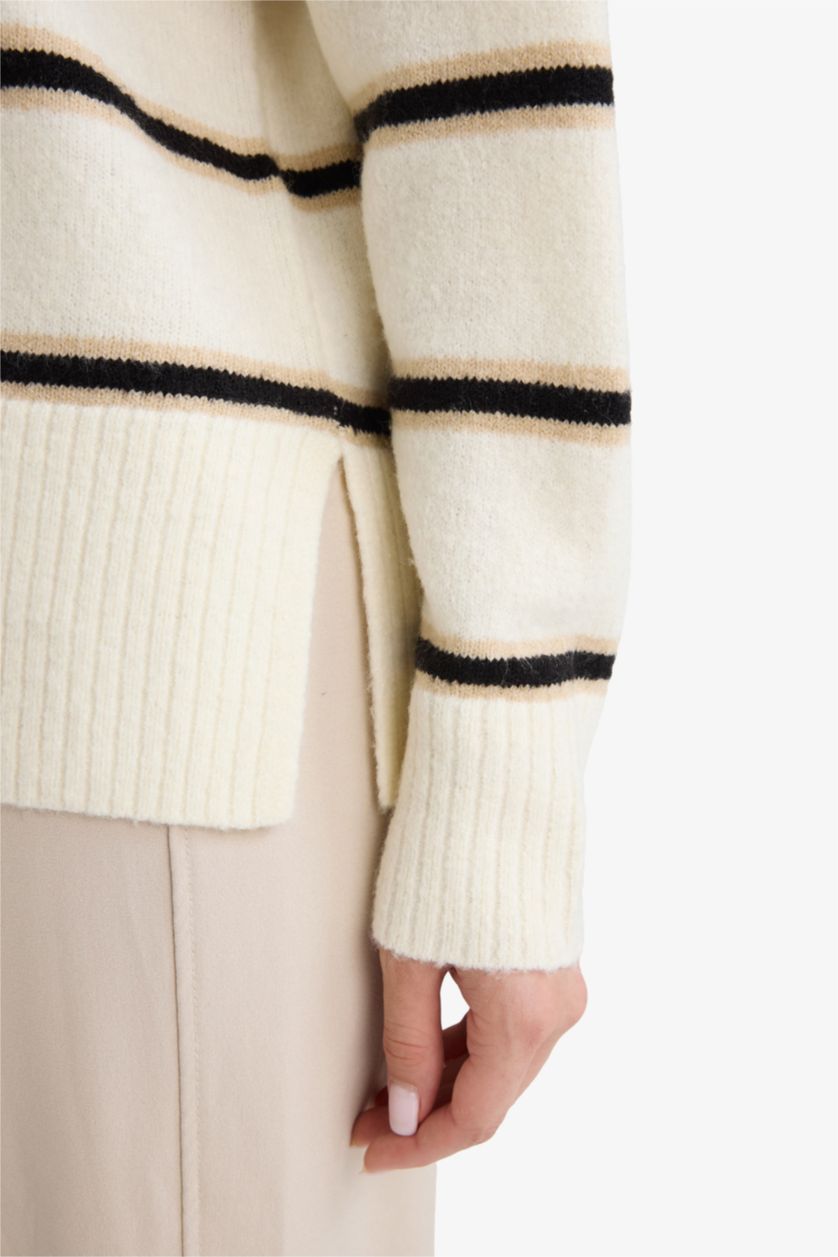 Женщины Бежевый Трикотажный свитер с круглым вырезом, расслабленного кроя