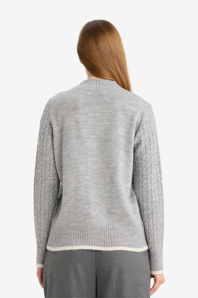 Woman Light Grey Regular Fit V-Neck Cardigan