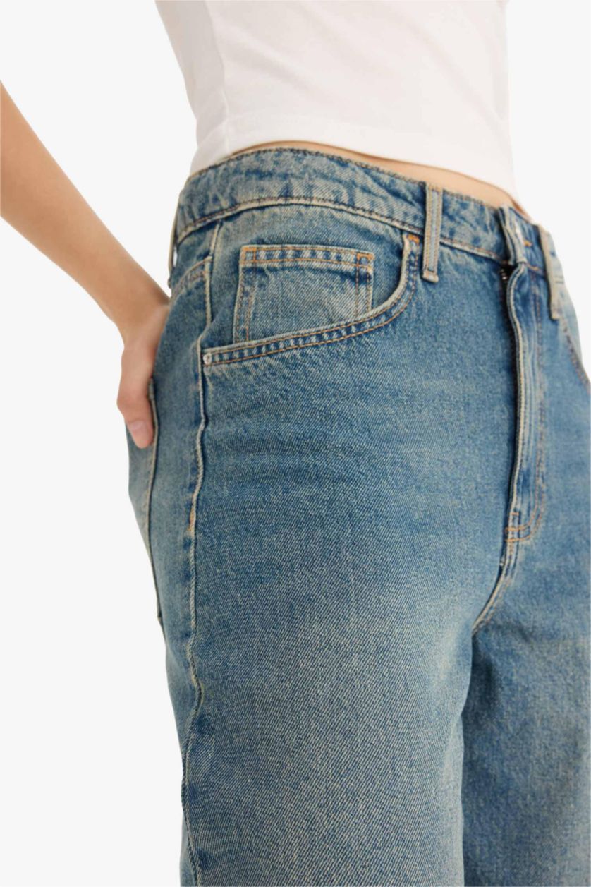 Kadın Mavi Baggy Fıt Yüksek Bel Katlamalı Paça Jean Kar Yıkamalı Pantolon