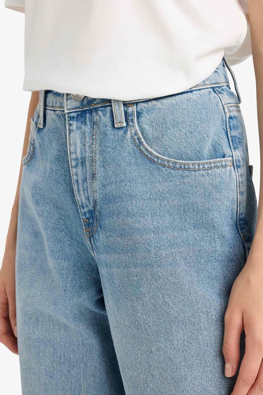 حريمي أزرق بنطلون جينز باجي فيت بخصر عالي أزرق متوسط