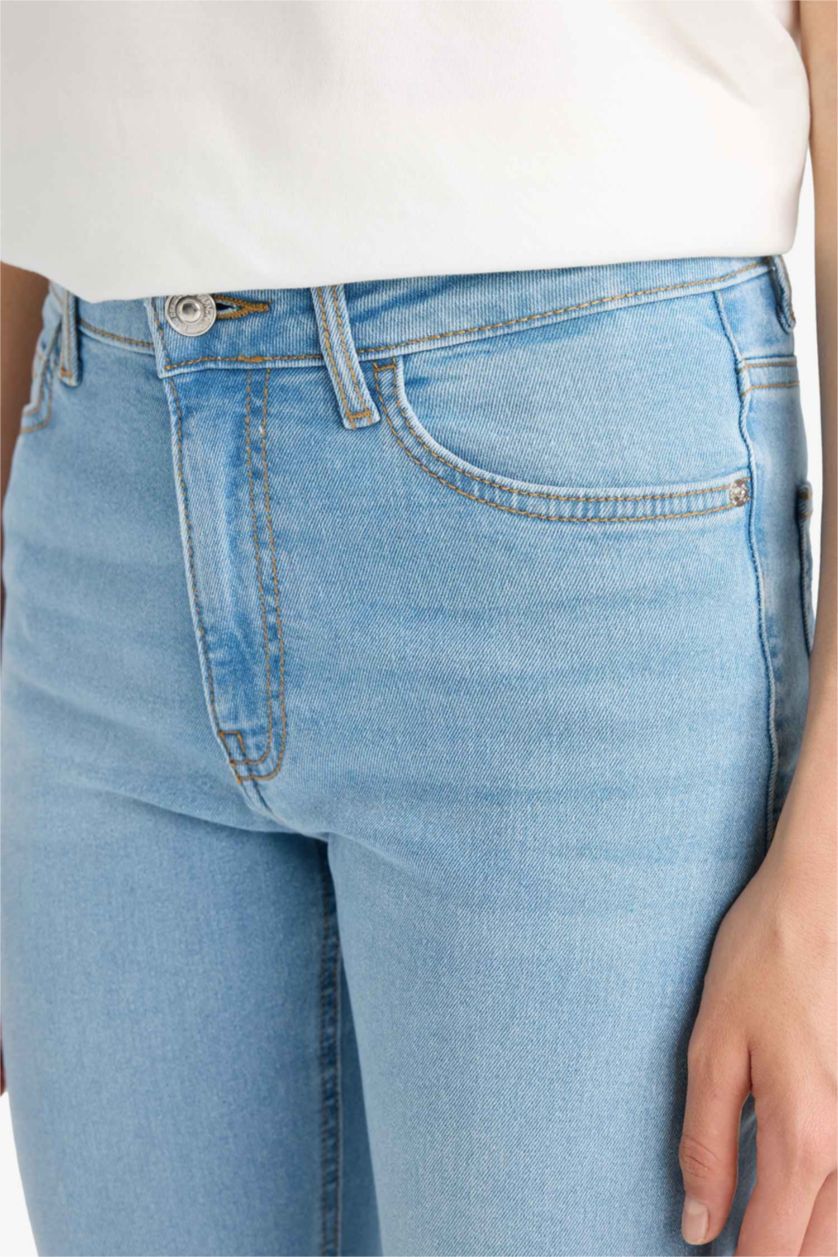 Woman Light Indigo Mia Flare Fit High Waist Long Jeans