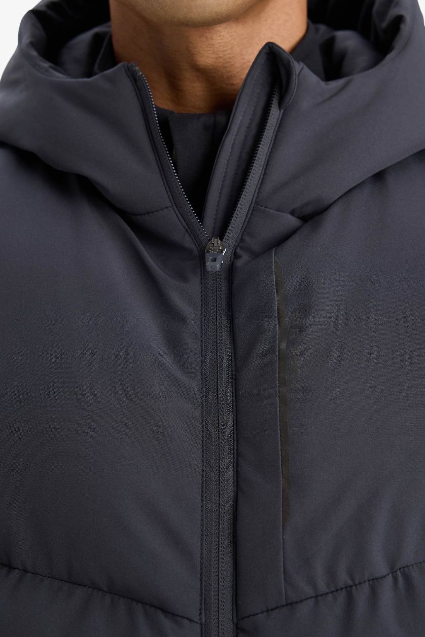 رجالي أنثرا فيست بامب قصة عادية مقاوم للماء بكابيشون من DeFactoFit