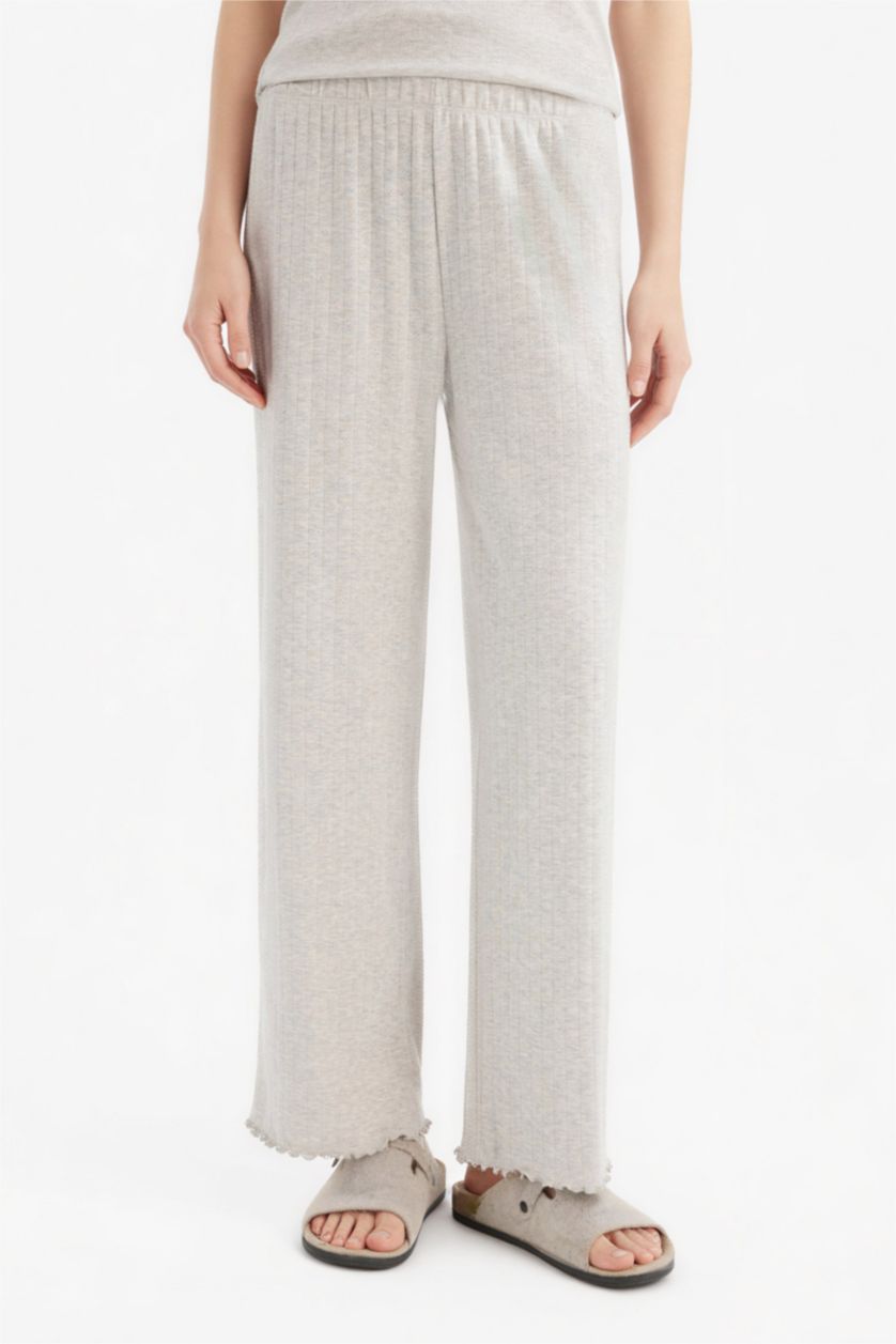 Woman Grey Melange Fall in Love Regular Fit Top Bottom 2 Piece Pajama Set