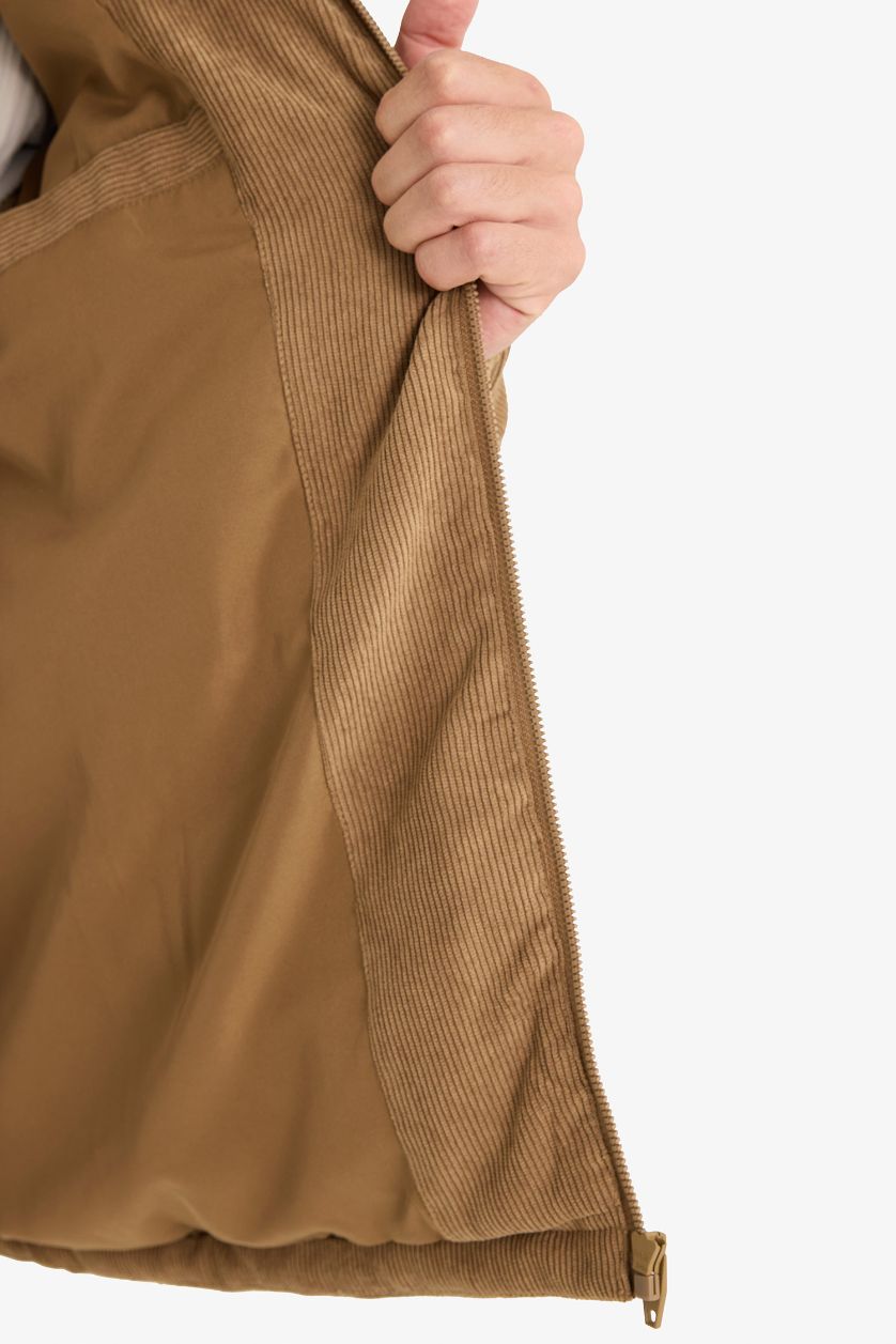 Man Brown Regular Fit Stand Collar Zippered Jacket