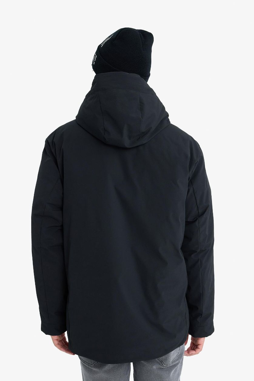 Erkek Siyah Su İtici Kapüşonlu Mont