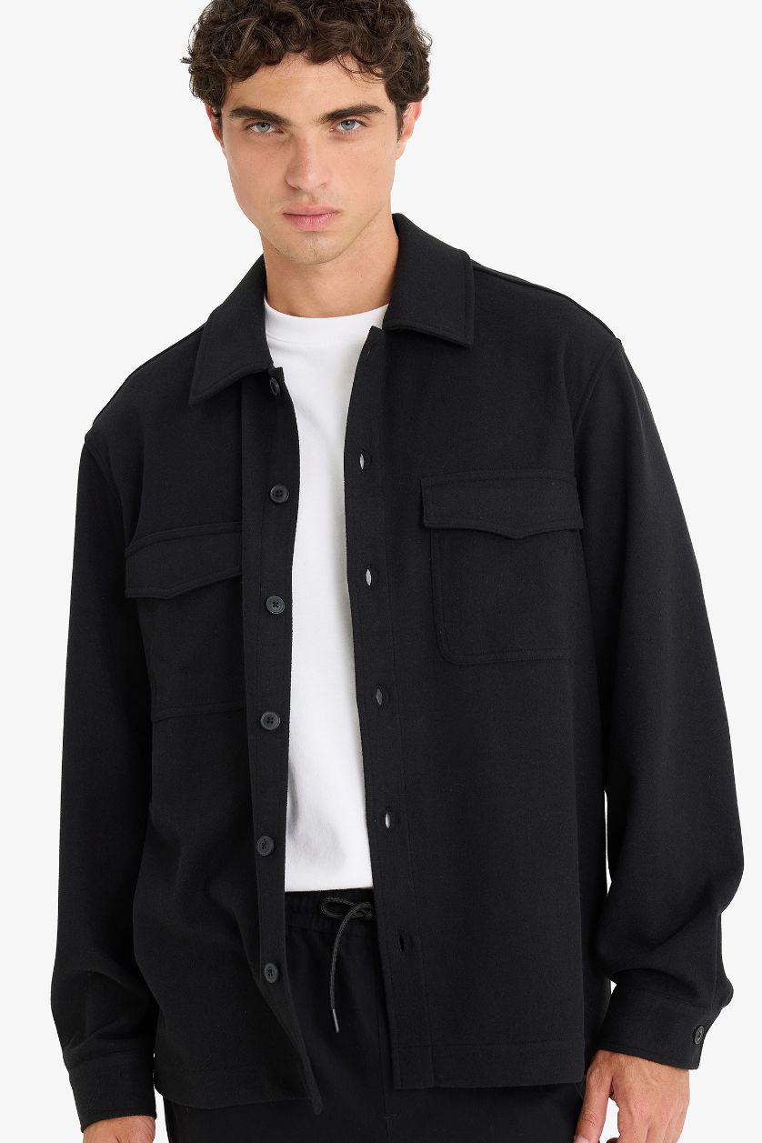 Man Black Regular Fit Buttoned Shirt Jacket