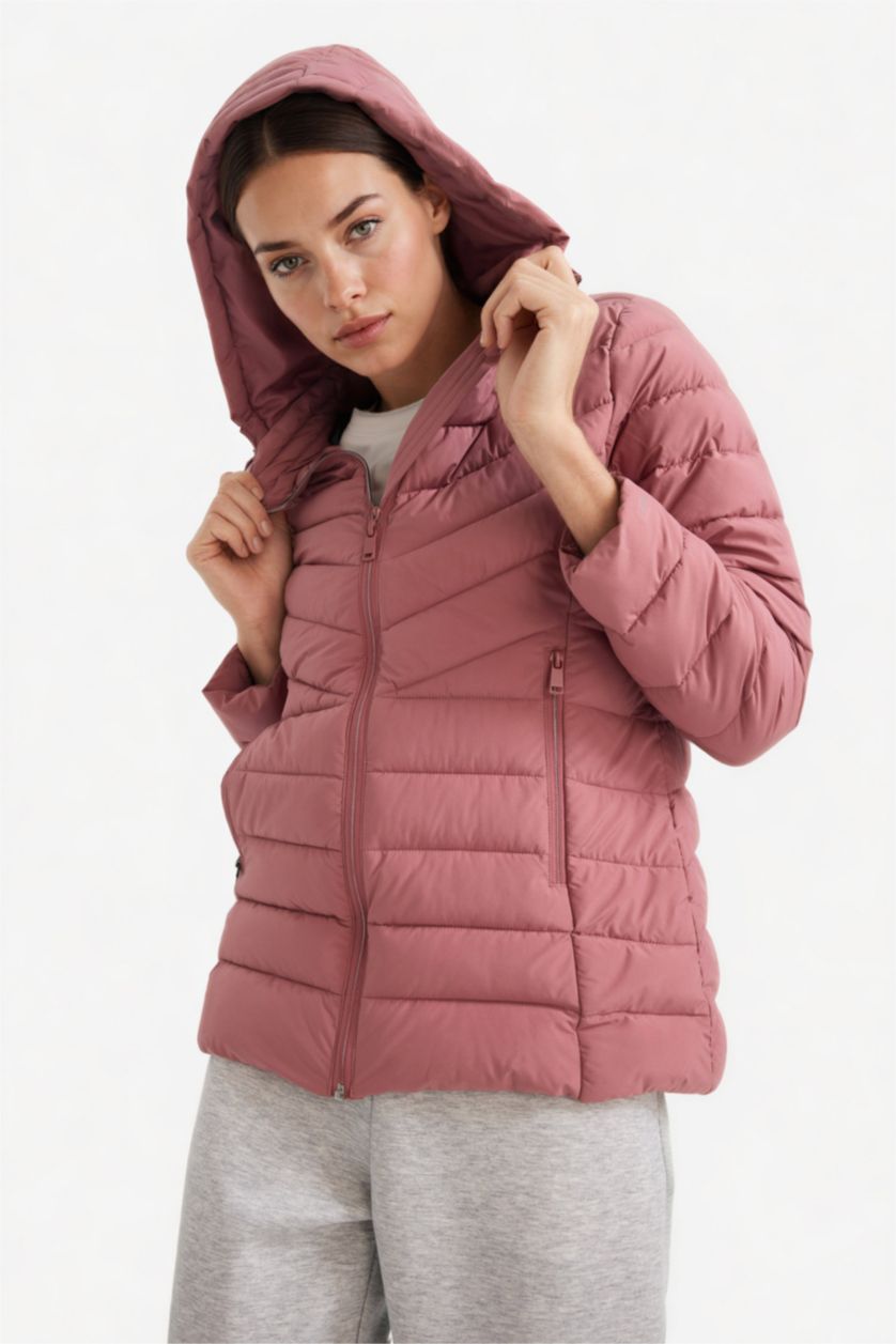 Kadın Bordo Su İtici Regular Fit Kapüşonlu Fermuarlı Cepli Şişme Mont