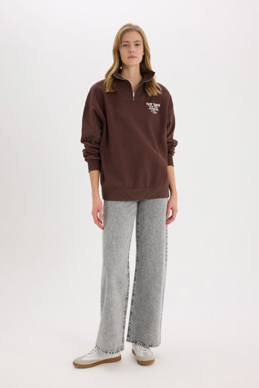 نساء بني سويت شيرت تقيل اوفر سايز بياخة عالية