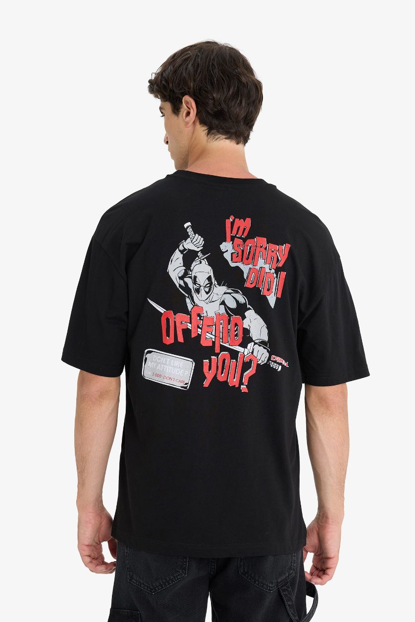 HOMME Noir T-shirt boxy en coton imprimé au dos Deadpool à col rond et manches courtes