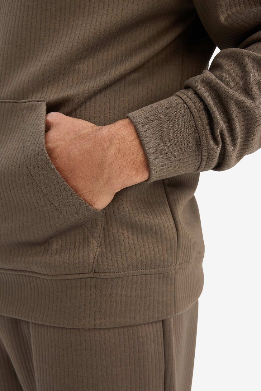 Erkek Açık Kahve Boxy Fit Kapüşonlu Kanguru Cepli Jakarlı Sweatshirt