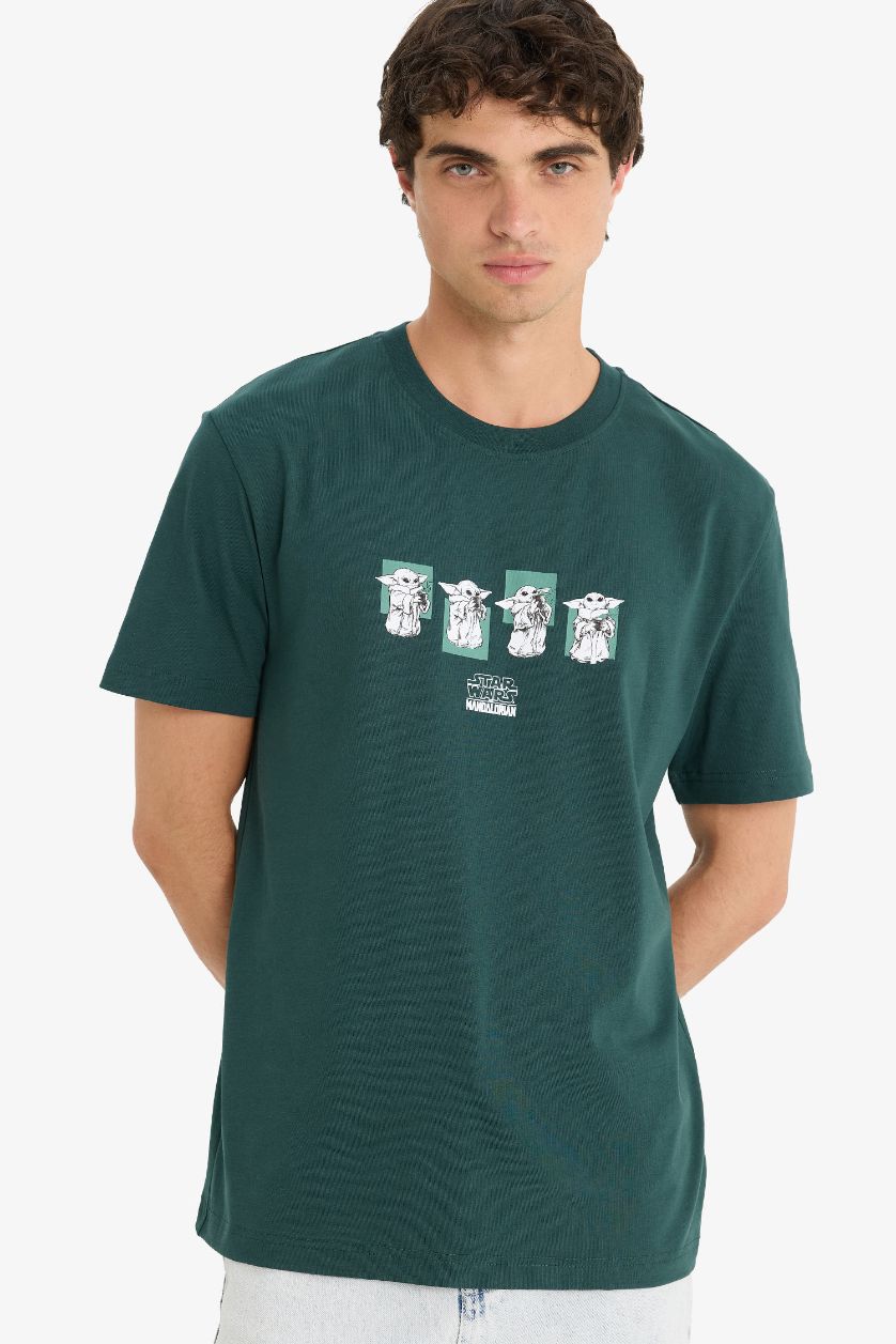 Erkek Koyu Yeşil %100 Pamuk Star Wars-Mandalorian Regular Fit Bisiklet Yaka Kısa Kollu Tişört