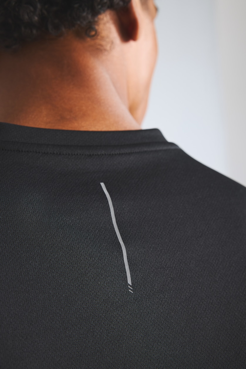 Men Black Standard Fit Short Sleeve T-Shirt