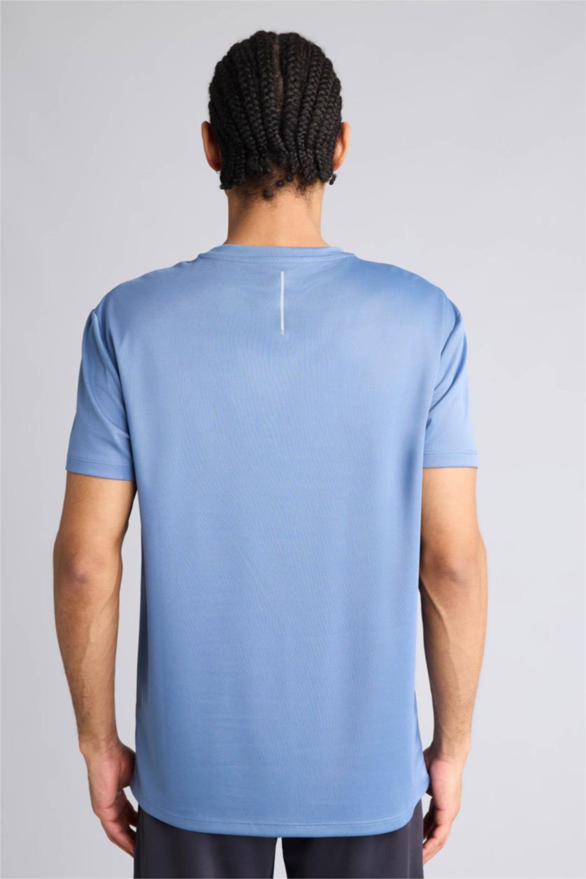 HOMME Bleu T-shirt de sport à col rond et manches courtes Coupe standard