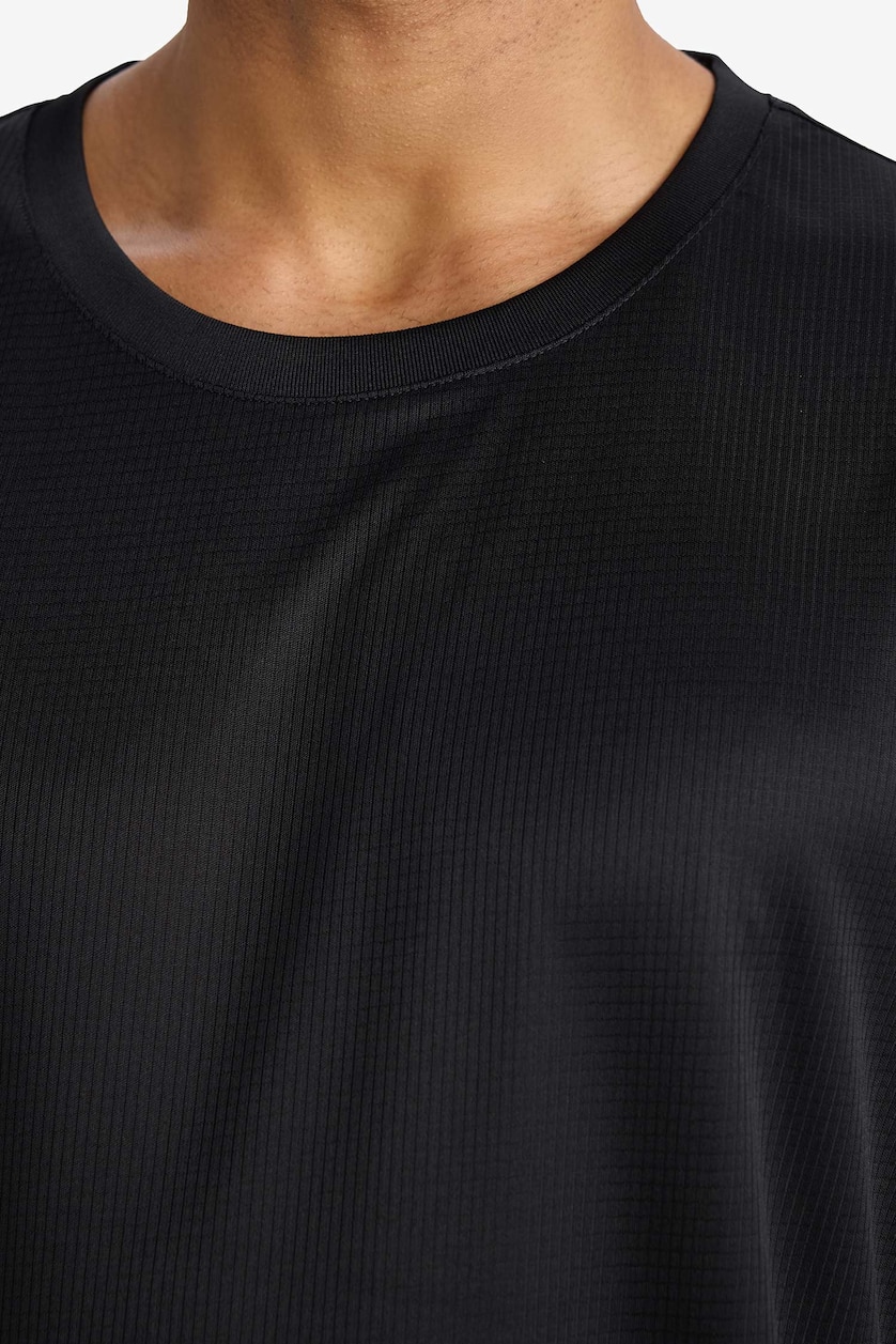 Erkek Siyah Slim Fit Nefes Alabilen Çabuk Kuruyan Baskılı Sporcu Tişört