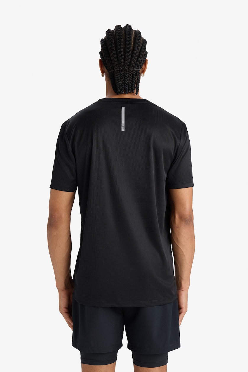 Erkek Siyah Slim Fit Nefes Alabilen Çabuk Kuruyan Baskılı Sporcu Tişört