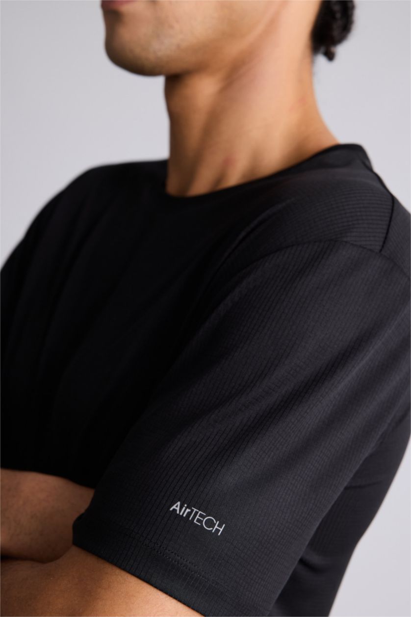 Erkek Siyah Slim Fit Dar Kesim Bisiklet Yaka Çabuk Kuruyan Nefes Alabilen Esnek Kumaş Baskılı Sporcu Kısa Kollu Tişört