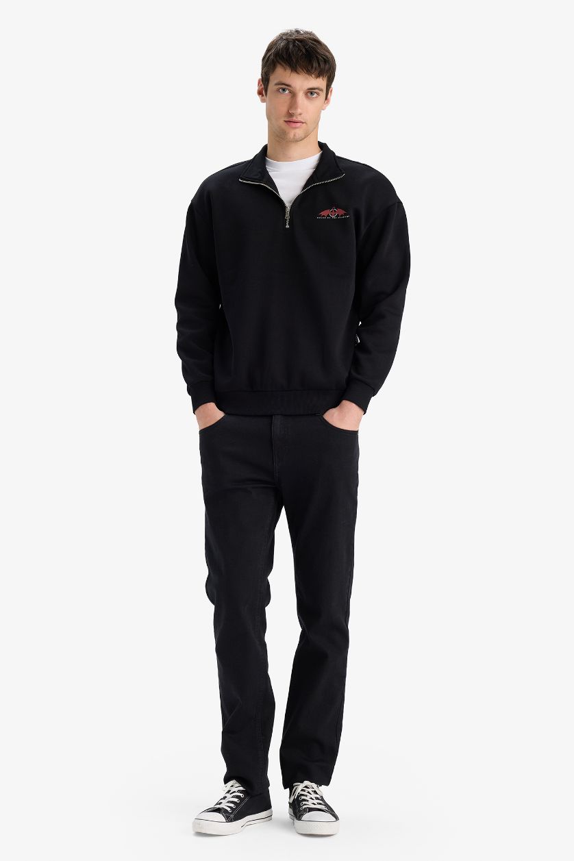 Erkek Siyah House Of The Dragon Boxy Fit Dik Yaka Fermuarlı Sırt Baskılı Sweatshirt