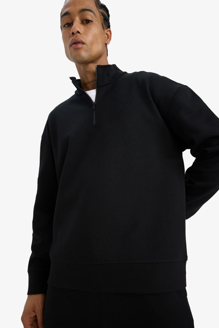 Man Black Boxy Fit Half-Zip Scuba Diving Fabric Sweatshirt
