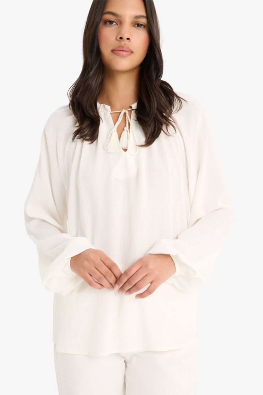 Kadın Ekru Regular Fıt Bisiklet Yaka Krinkıl Kumaş Uzun Kollu Bluz