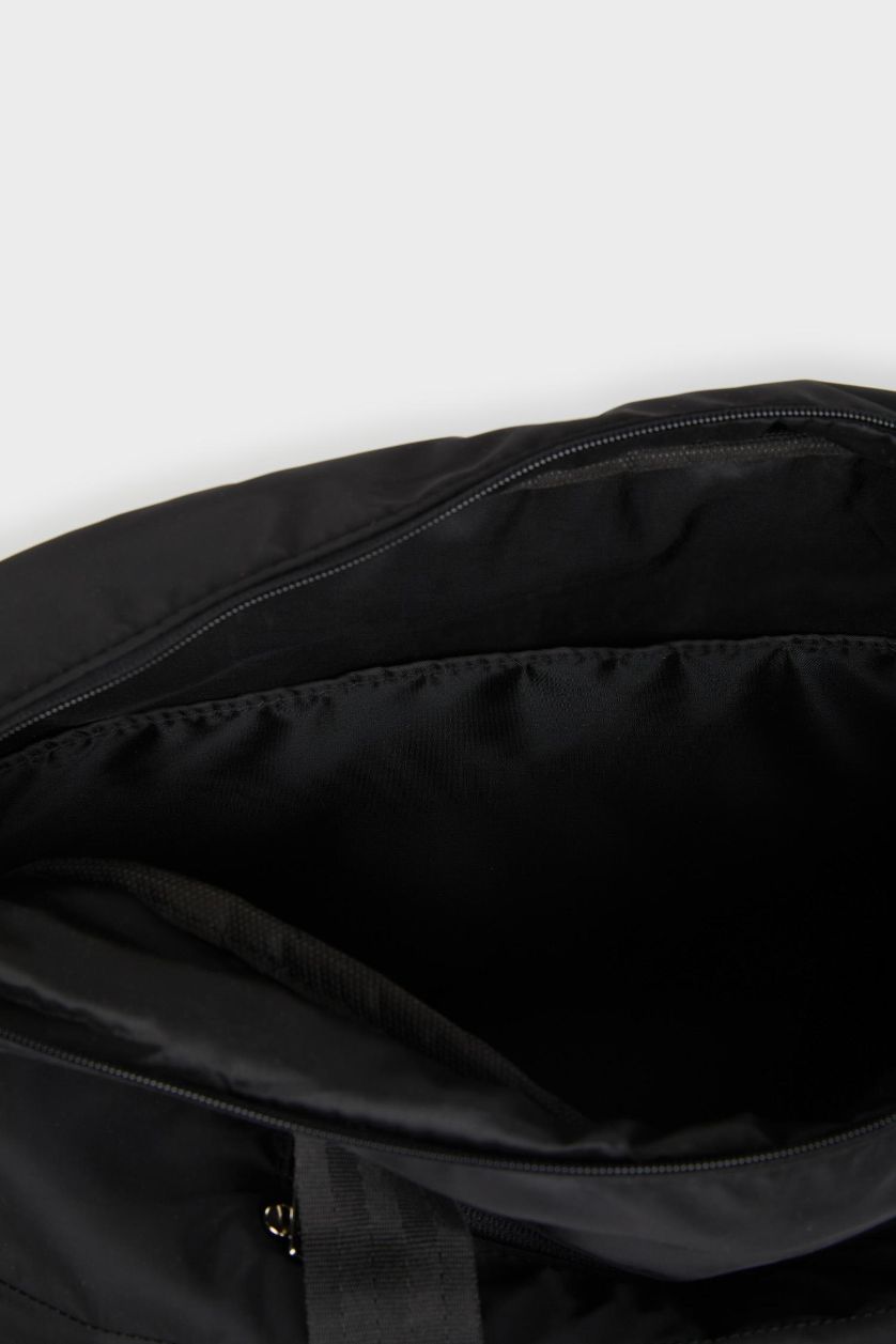 Kadın Siyah Kadın Spor Ve Seyahat Çantası