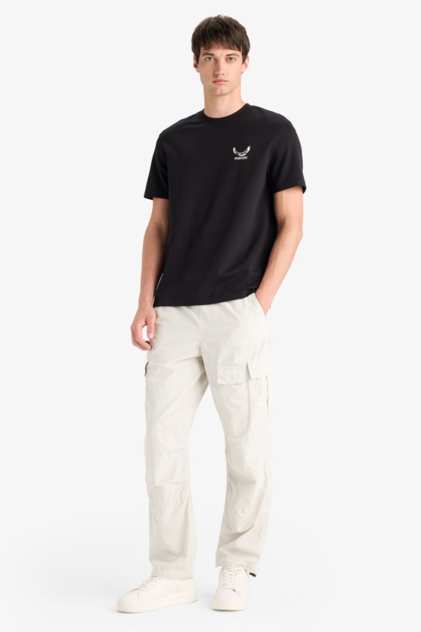 Ерлер қара дөңгелек жаға минималл слоган Қысқа жеңді футболка