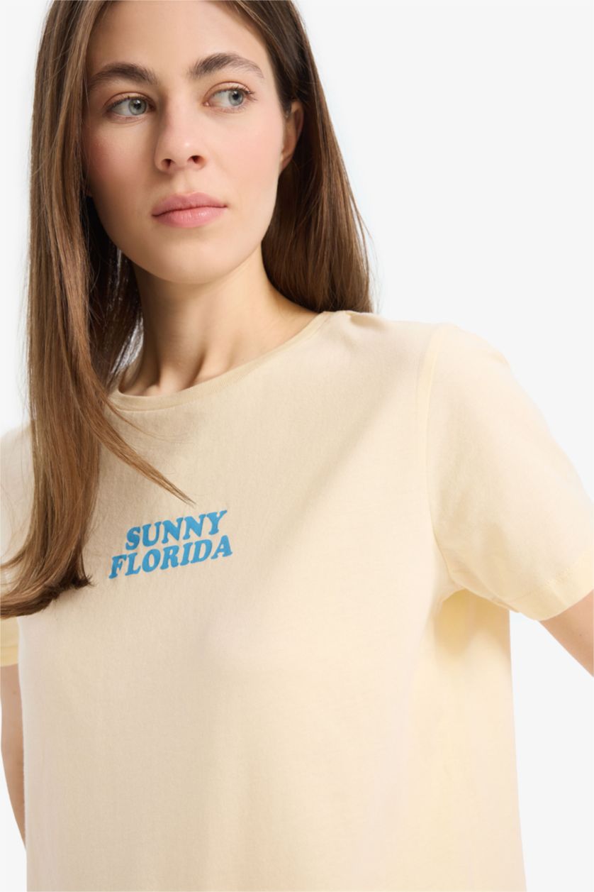 نساء أصفر فاتح تيشيرت نص كم مطبوع قصة عادية برقبة مستديرة