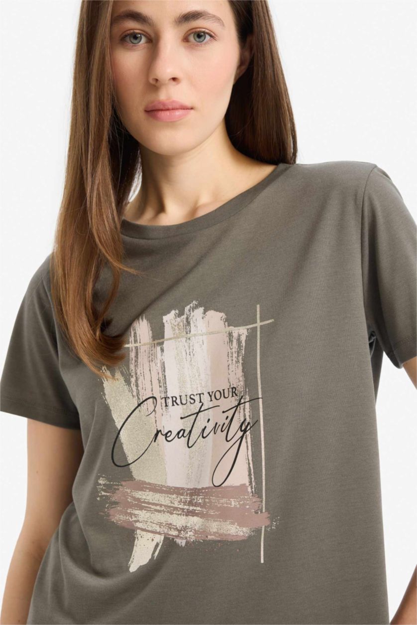 حريمي كاكي داكن Relax Fit Short Sleeve T-Shirt