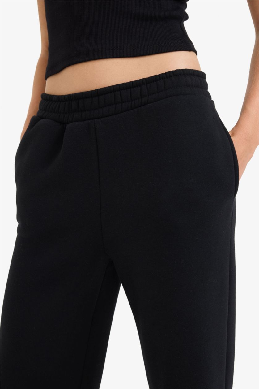 Kadın Siyah Straight Fit Kalın Eşofman Altı Cepli Standart Boy