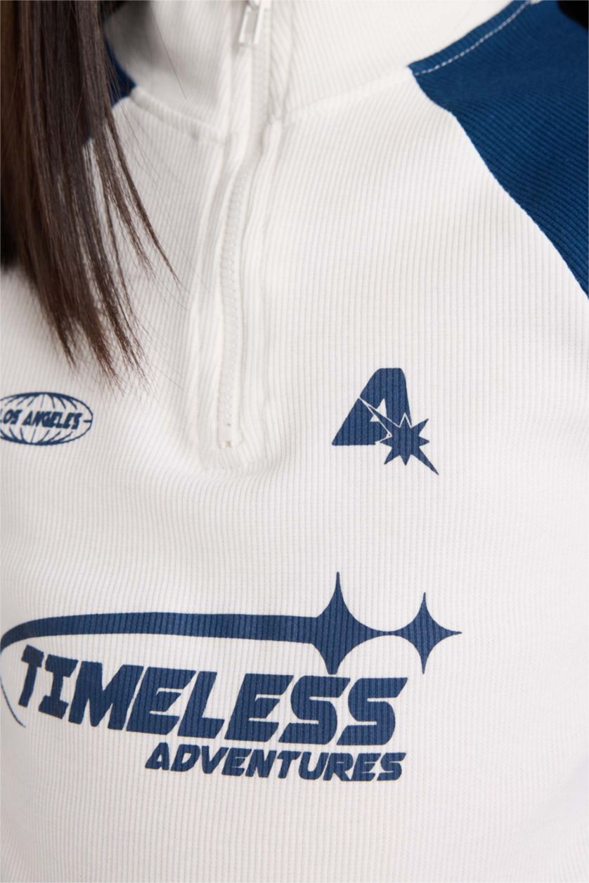 Kız Çocuk - Genç Kız Ekru Fitted Dik Yaka Fermuarlı Baskılı Fitilli Kaşkorse Uzun Kollu Tişört Kız Çocuk