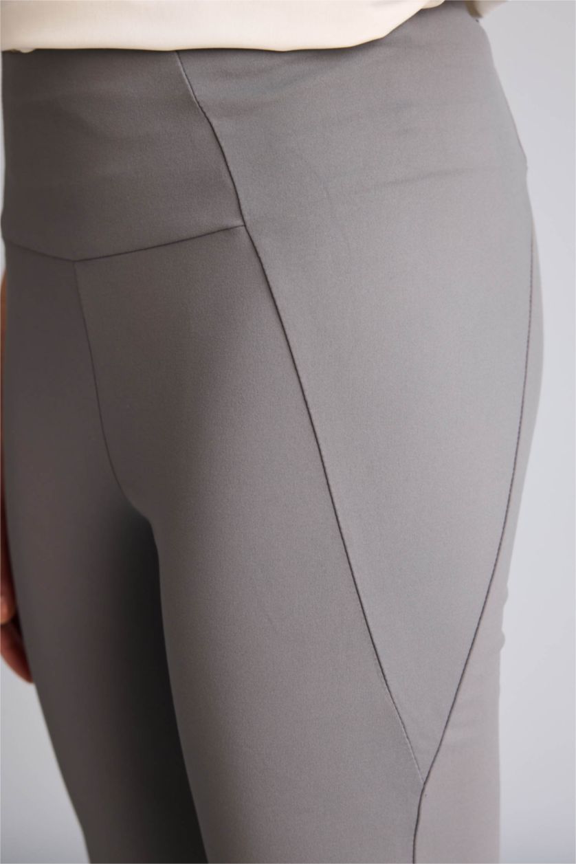 حريمي أنثرا فاتح بنطلون فلير فيت برجل شارلستون بريميوم ملمس ناعم من DeFactoFit