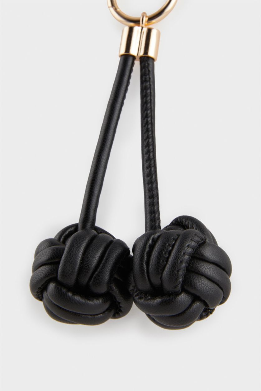 حريمي أسود ميدالية مفاتيح حريمي بحبل