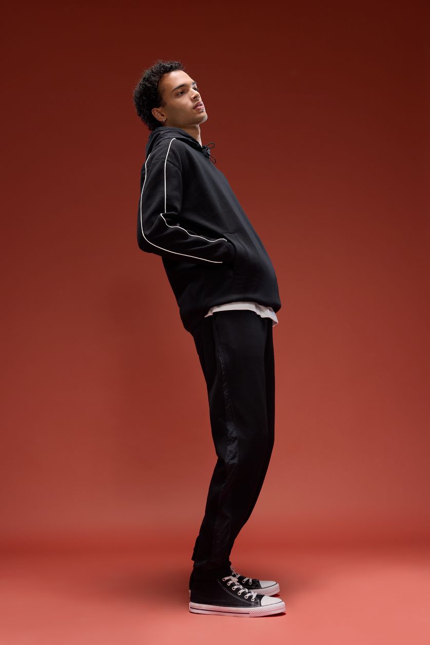 Мужчины Черный Брюки Regular Fit с карманами