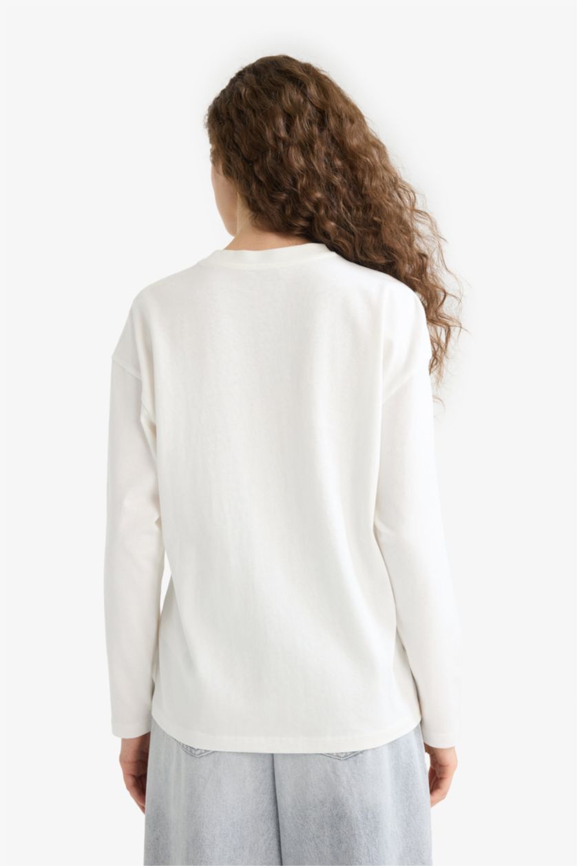 Woman White تيشيرت ردن طويل قصة فضفاضة برقبة مستديرة