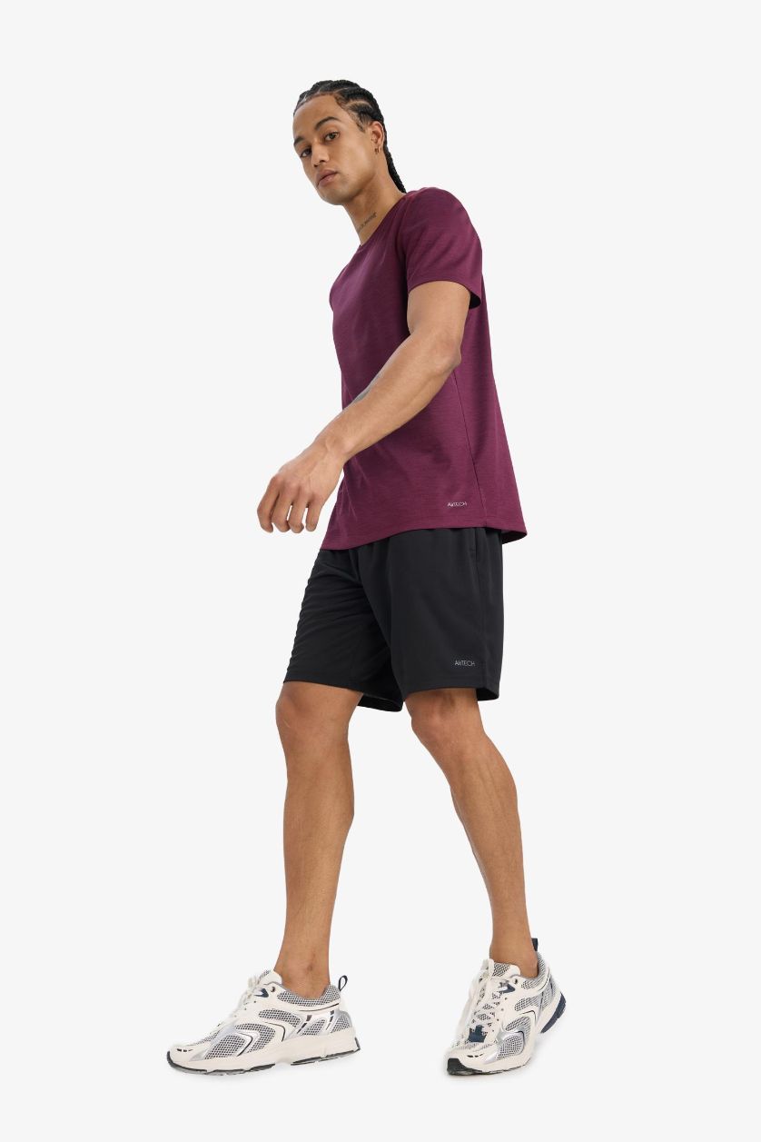 Man Black Standard Fit Short Leg Shorts