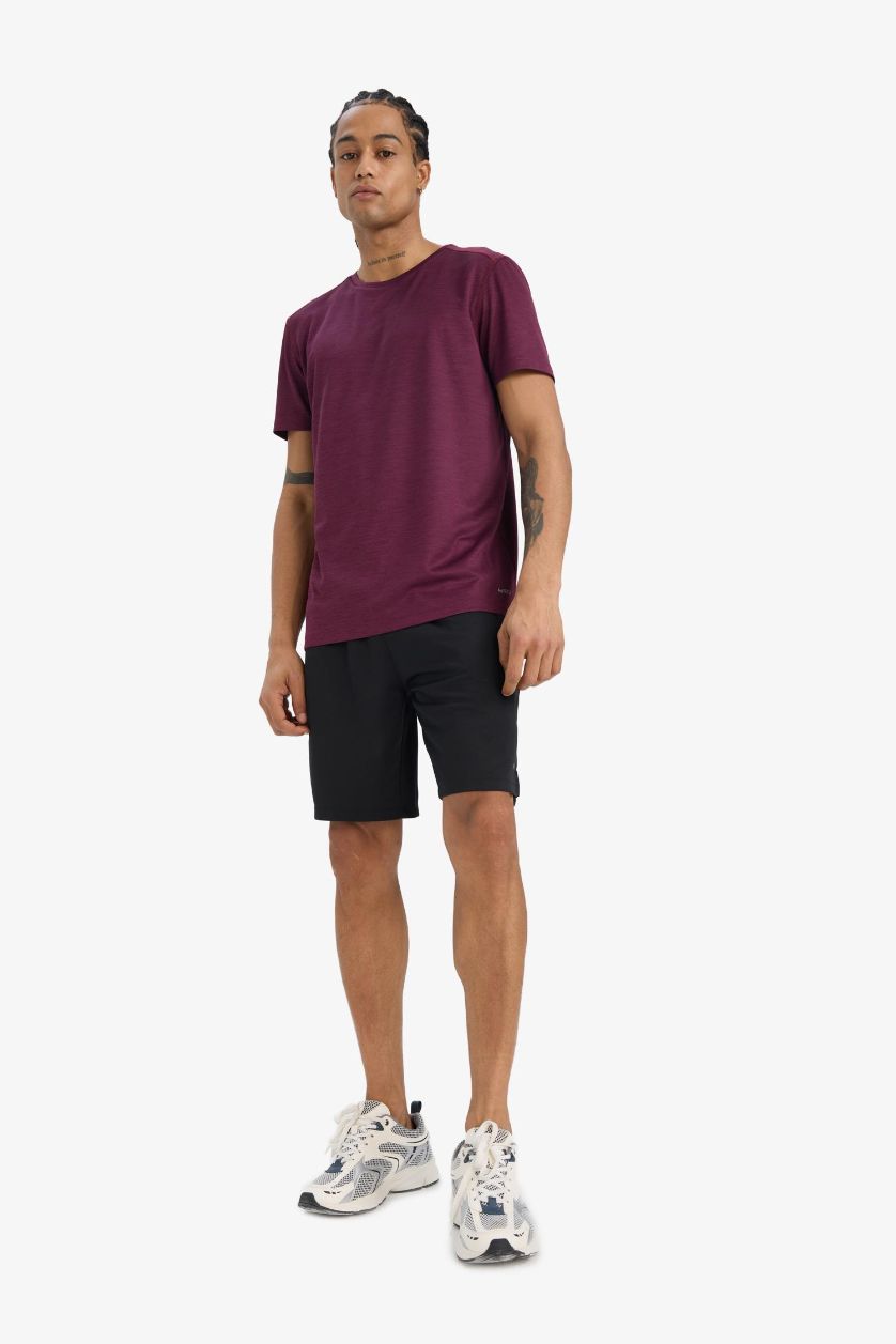 Man Black Standard Fit Short Leg Shorts