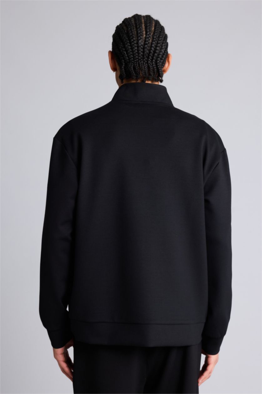 Erkek Siyah Standart Fıt Dik Yaka Modal Sporcu Sweatshirt