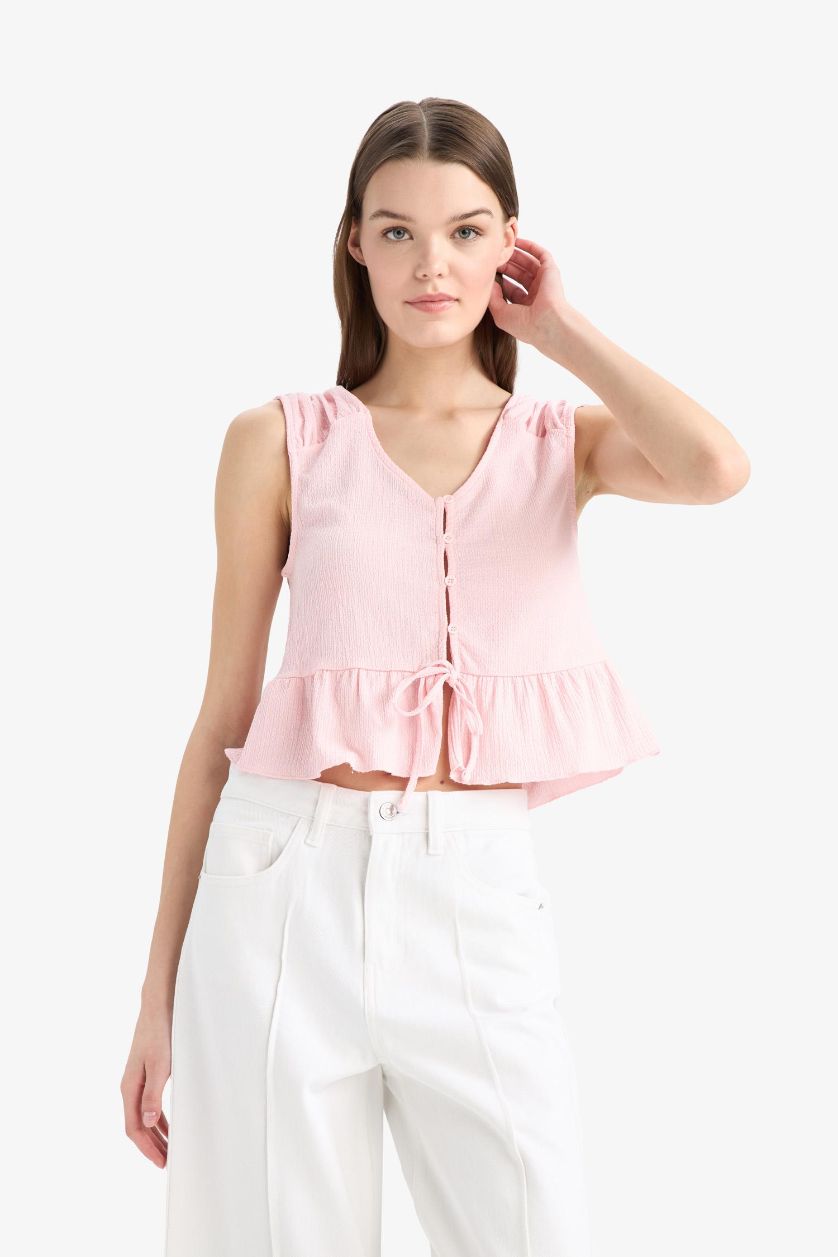 Woman Light Pink Regular Fit V Neck Front Tie Crinkle Blouse