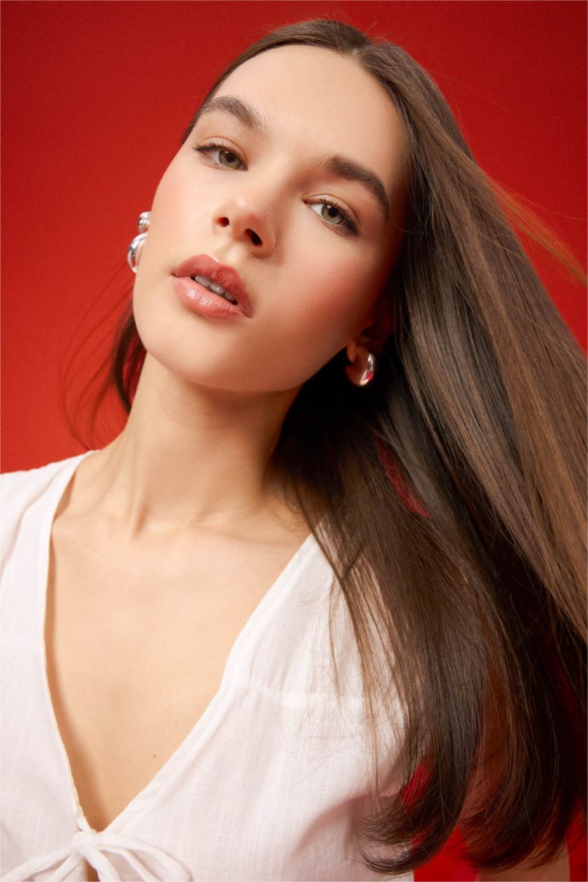 FEMME Blanc Blouse sans manches à col V avec nœud Coupe régulière