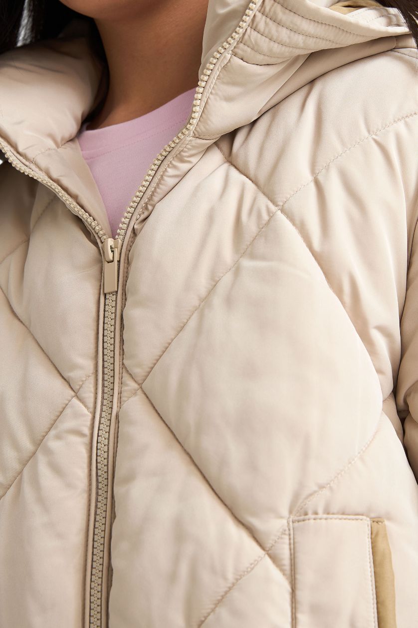 Kız Çocuk - Genç Kız Bej Su Geçirmez Kapüşonlu Fermuarlı Mont Kız Çocuk