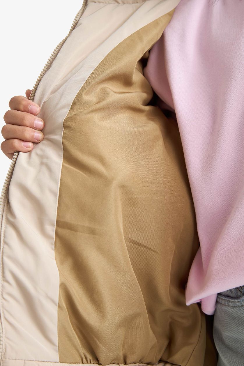Kız Çocuk - Genç Kız Bej Su Geçirmez Kapüşonlu Fermuarlı Mont Kız Çocuk