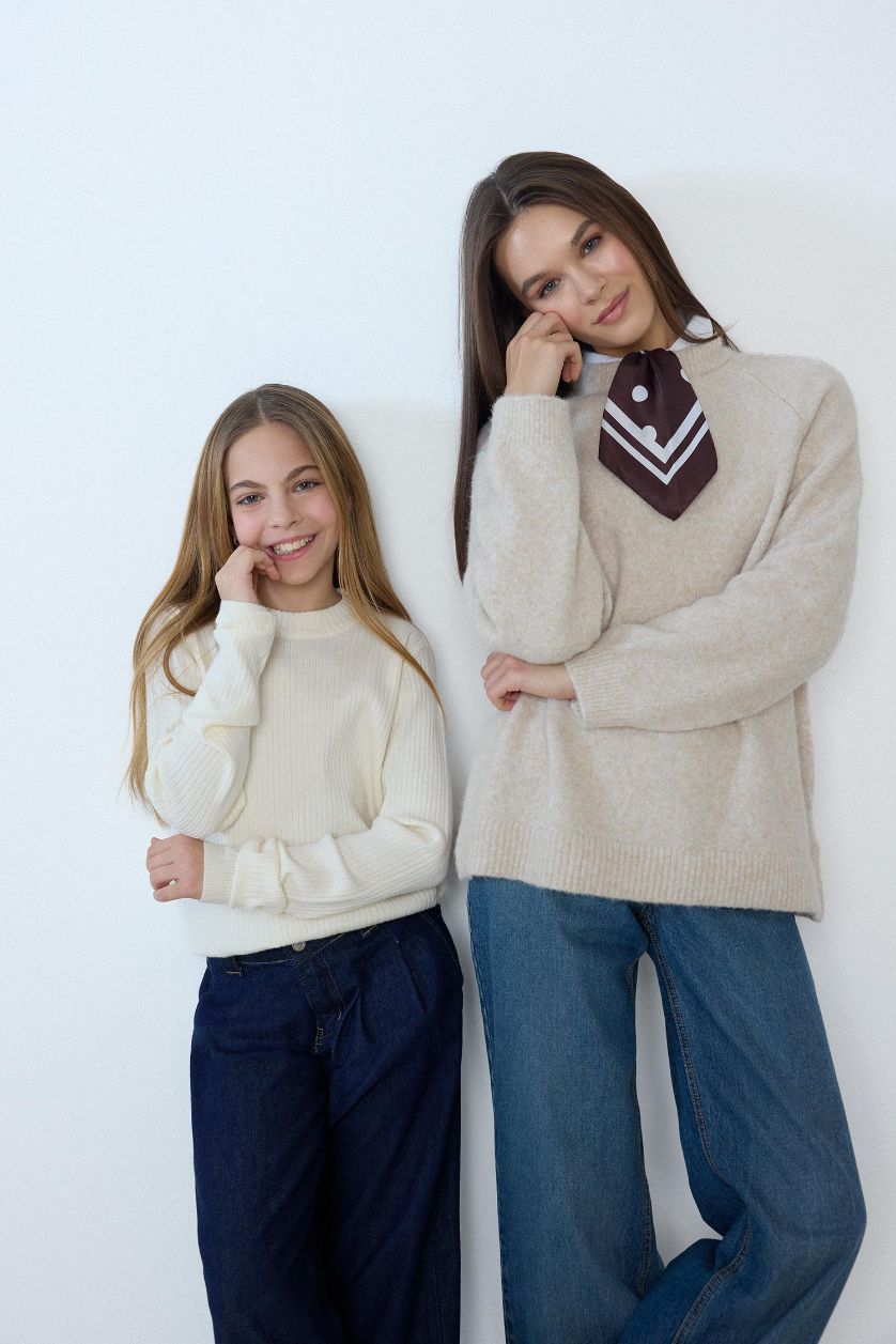 GIRLS & TEENS Ecru Girl Slim Fit Crew Neck Knit Pullover